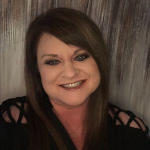 Meet your Posher, Mitzi